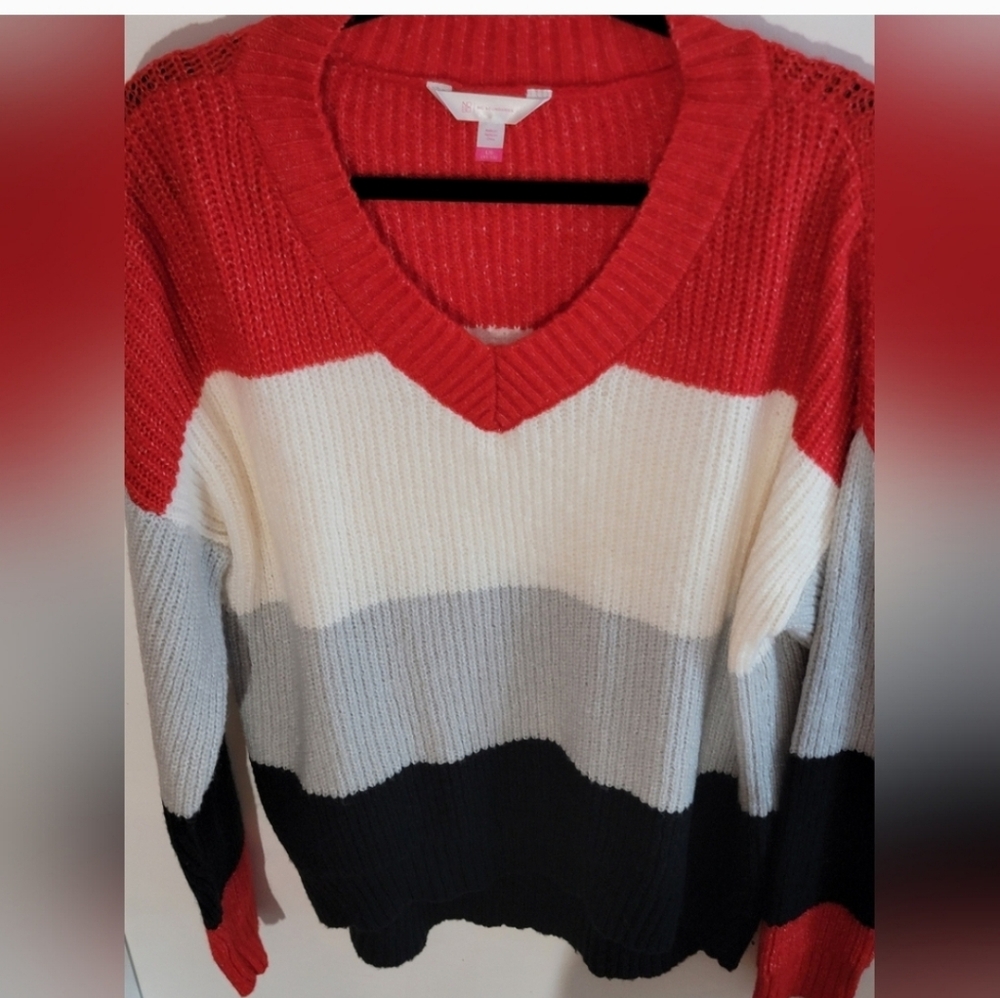 No Boundaries Red, Cream, Gray, and Black V-Neck Sweater - Picture 2 of 5